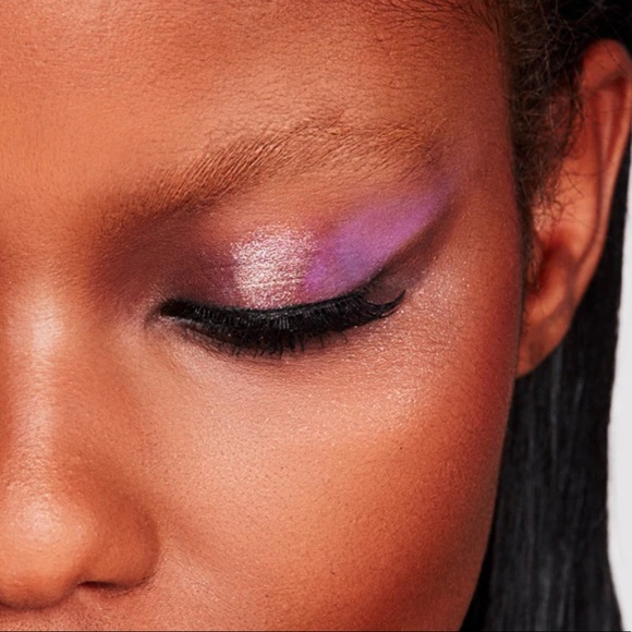 ✨HOST PICK X2✨ MAC Girls Eye Shadow Palette - Picture 9 of 10